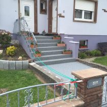 escalier beton allée